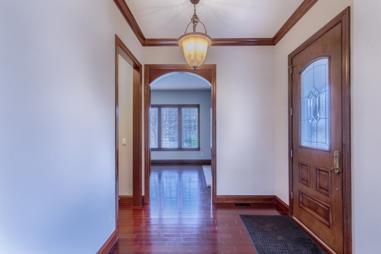 1991 Chesterfield Ridge Cir #NA - Photo 6 of 50