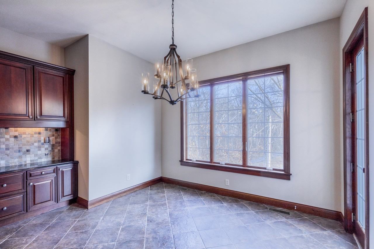 1991 Chesterfield Ridge Cir #NA - Photo 7 of 50