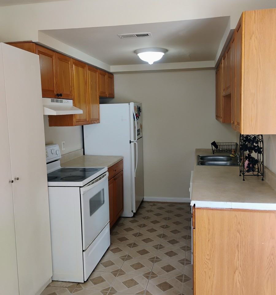 2216 Fort Pickens Ct #NA - Photo 3 of 14