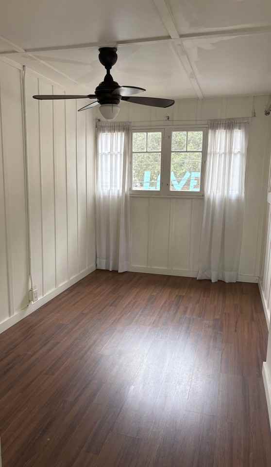 672 Brookside Ln - Photo 6 of 10