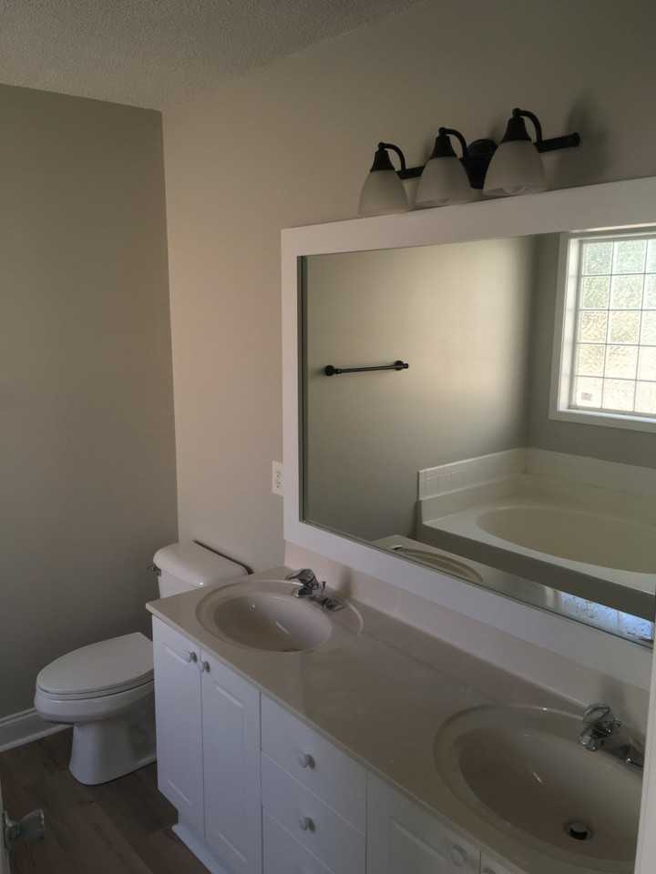 720 Hillside Dr #NA - Photo 5 of 6