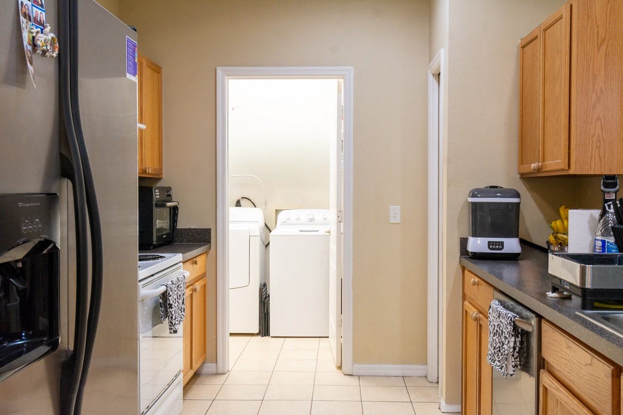 9079 Iron Oak Ave #9079 - Photo 6 of 23