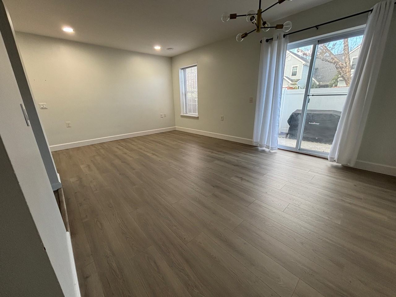 5701 Lavender Plz #A - Photo 4 of 24