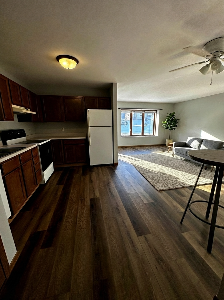 4907 W Kirkwood Cir #2 - Photo 6 of 9