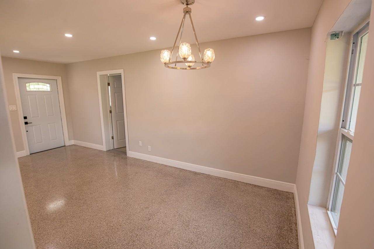 259 Bloomfield Dr #NA - Photo 6 of 16