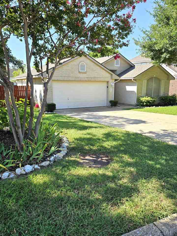 1002 Woodview Dr #NA - Photo 2 of 13