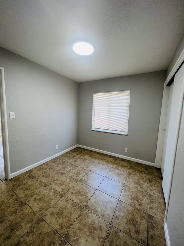 3612 E Iowa Ave #3612 - Photo 7 of 12