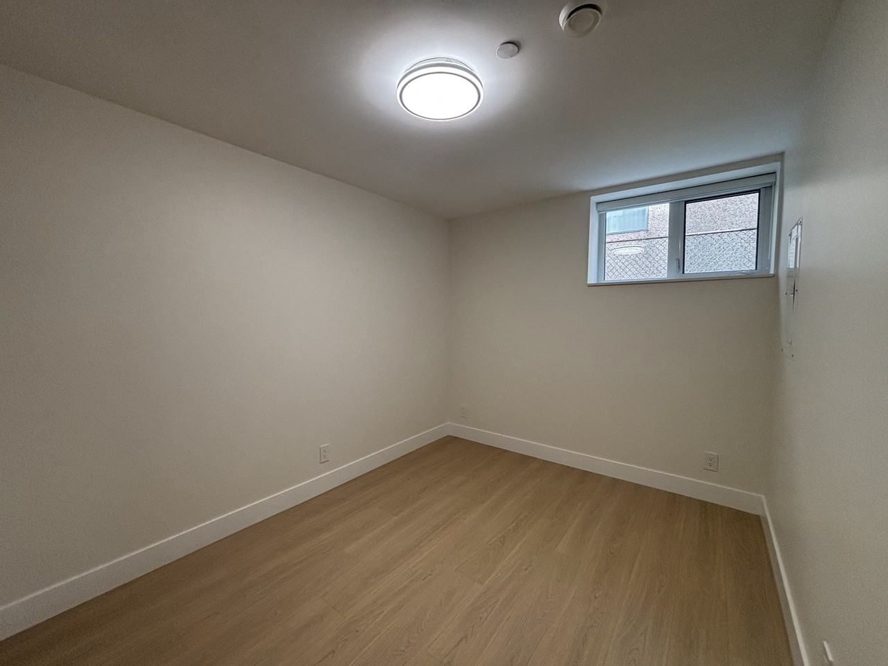 2975 Venables Street - Photo 6 of 14