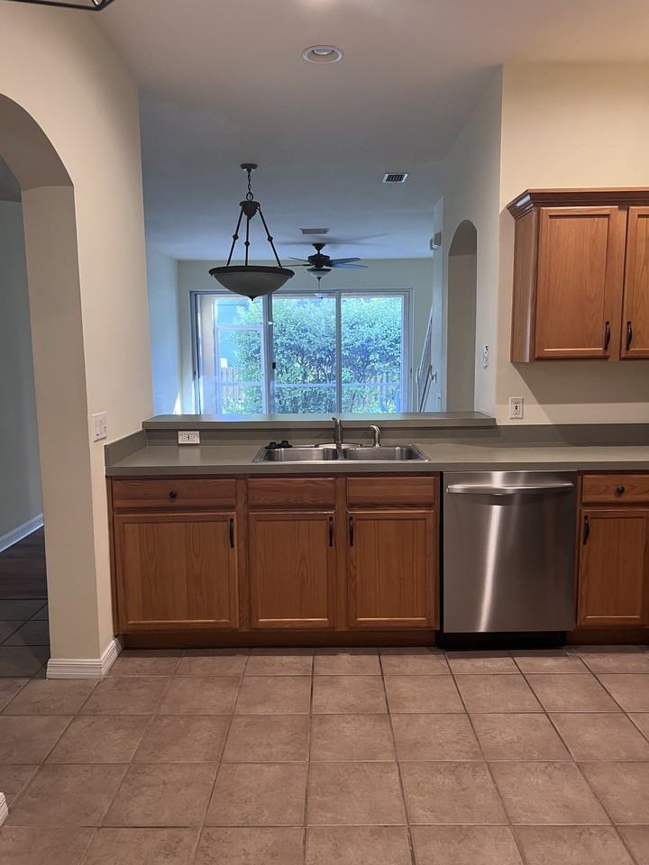 6618 79th Ave N - Photo 4 of 16