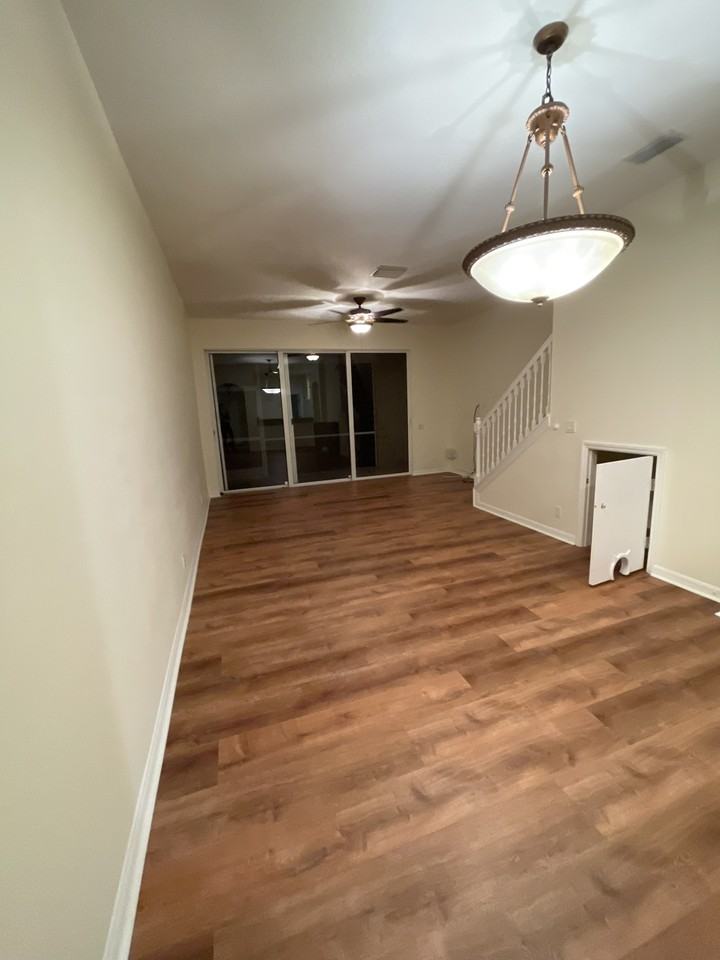 6618 79th Ave N - Photo 5 of 16