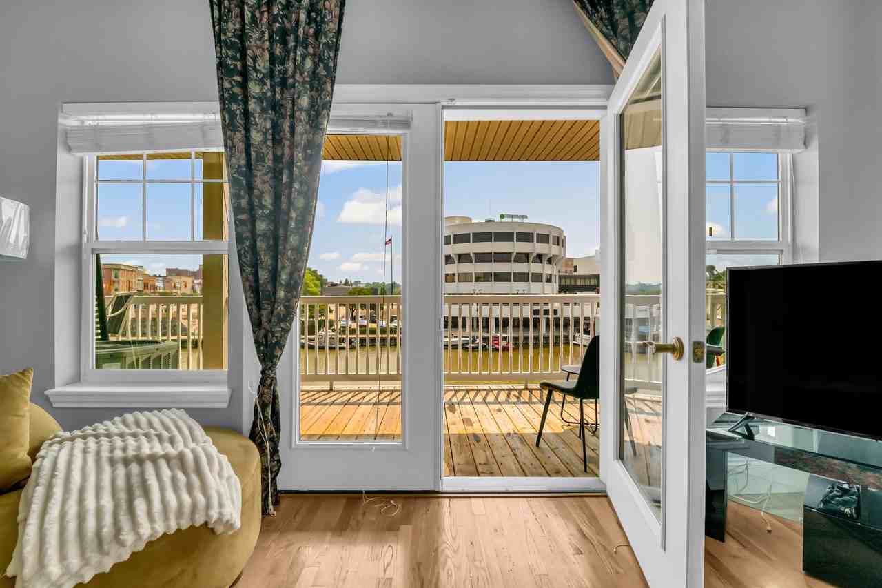 512 Quay St #512-2ARBNB - Photo 6 of 50