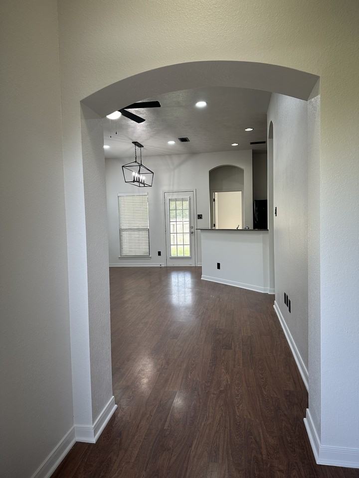 3908 Pawnee Creek Ct #NA - Photo 3 of 13