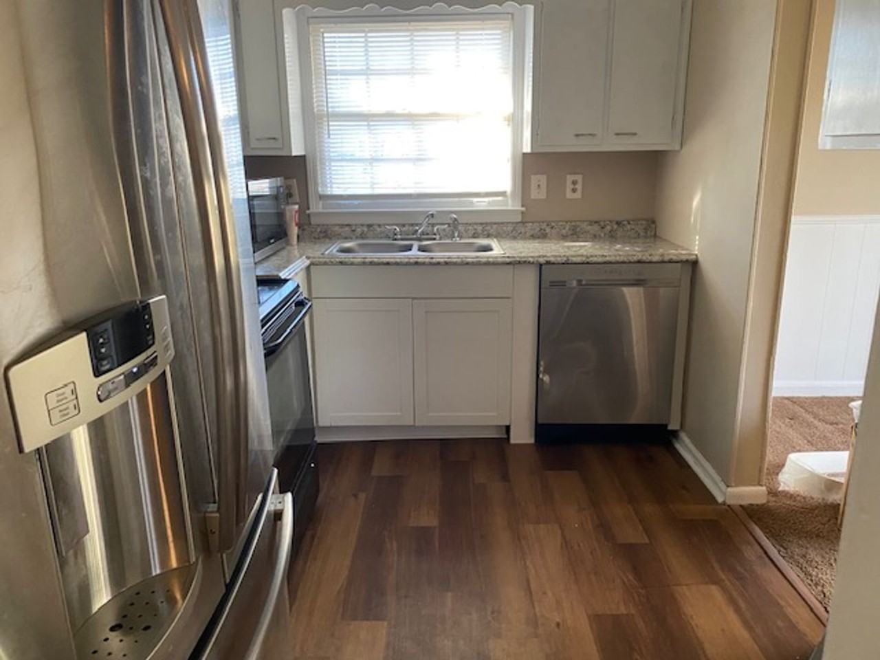 6142 Graceland Cir - Photo 2 of 14