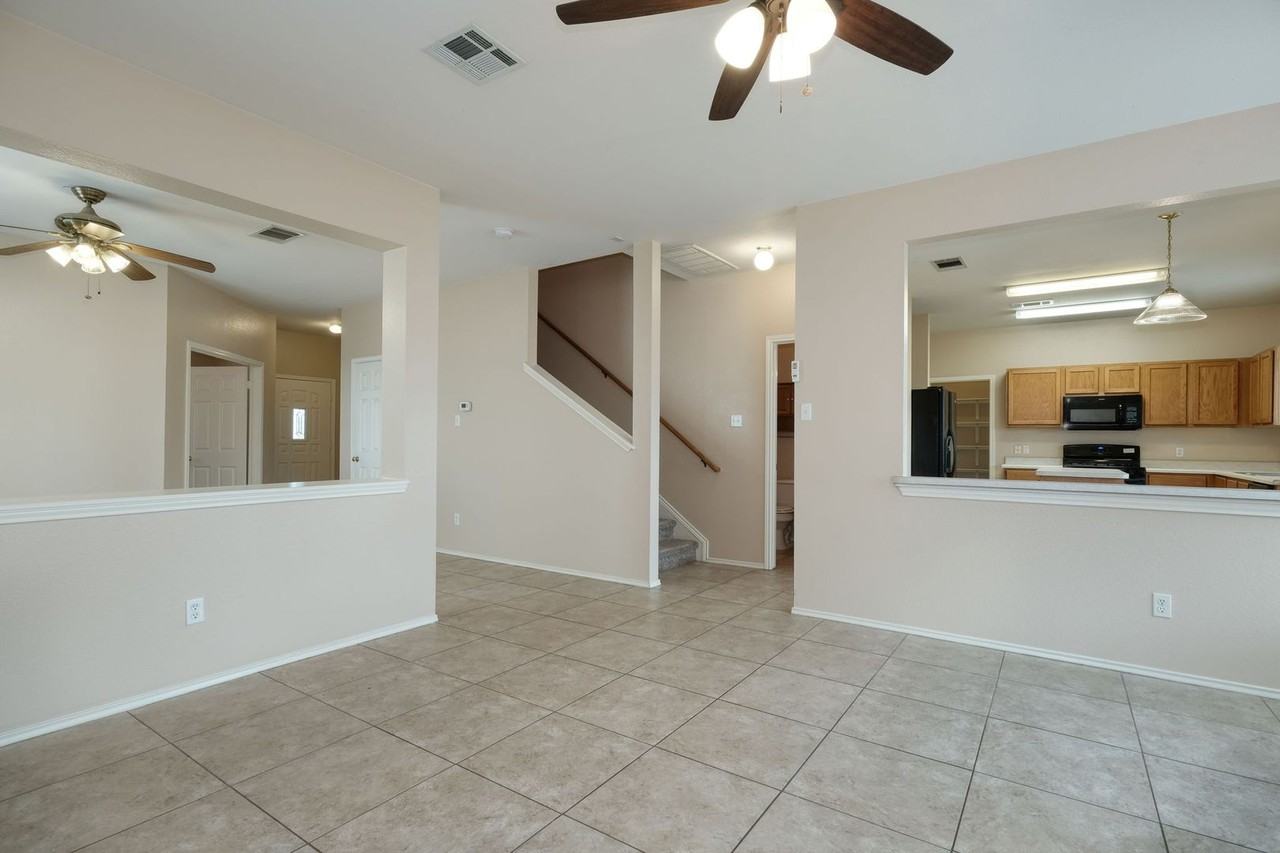 116 Rio Grande Dr - Photo 5 of 12