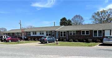 featured image of 305 Club Rd