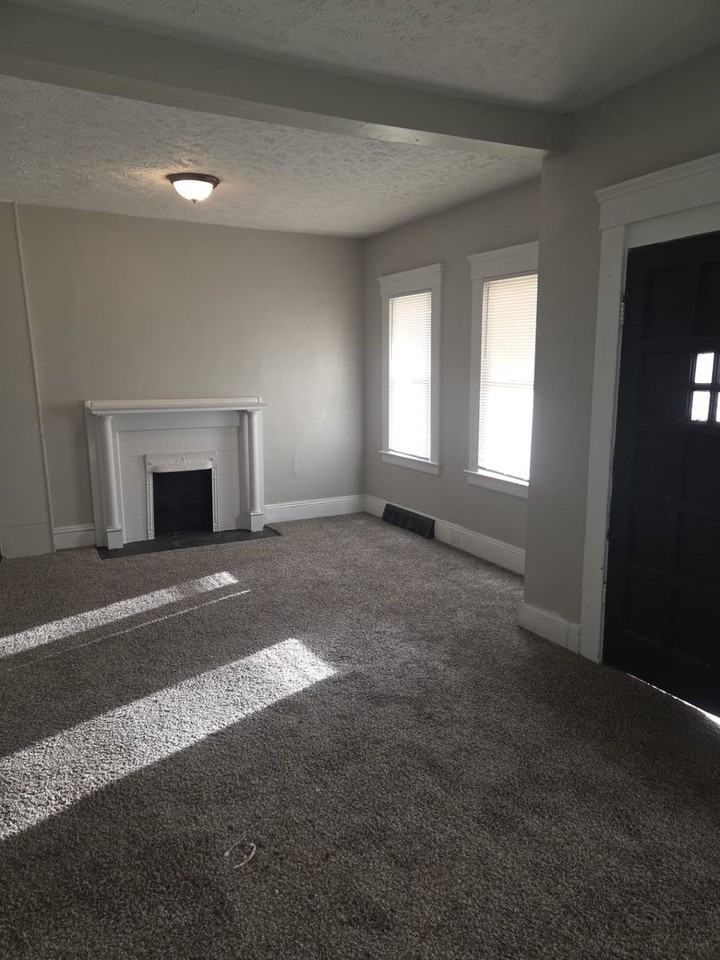 10919 Olivet Ave - Photo 6 of 42