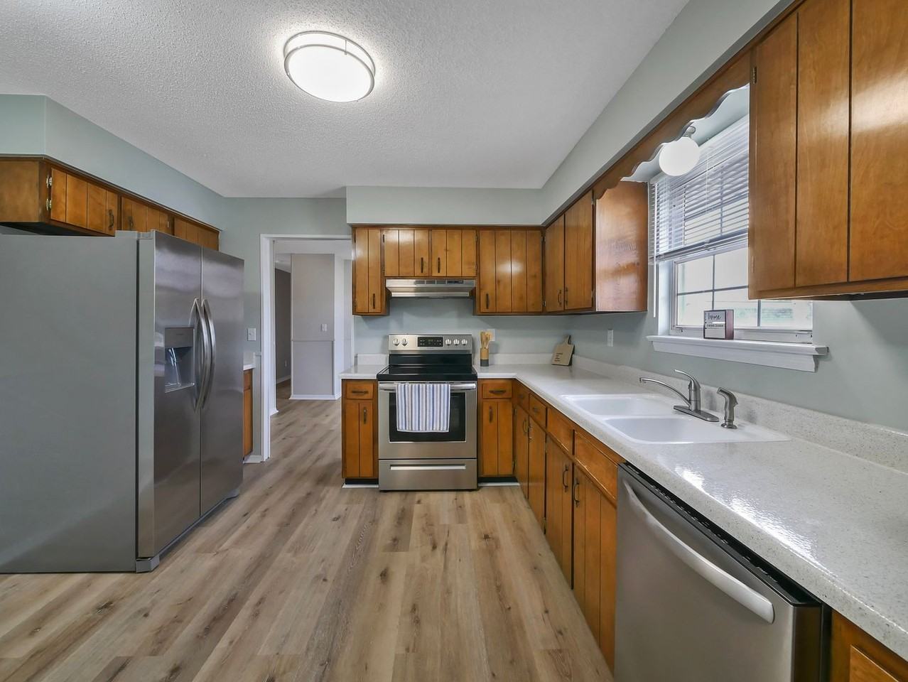 2733 Shepherd View Dr - Photo 4 of 23