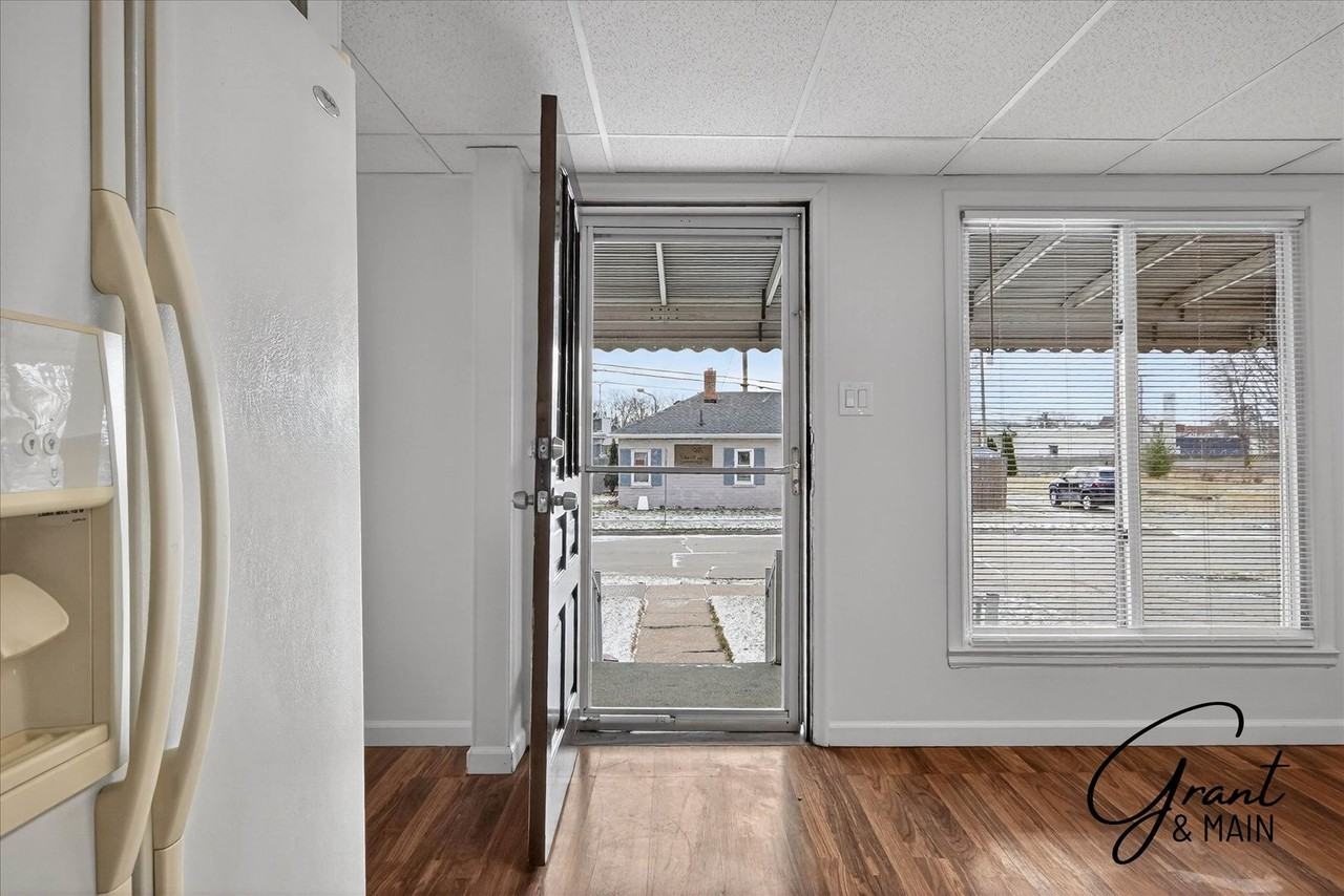 18531 Tranquil St - Photo 3 of 31