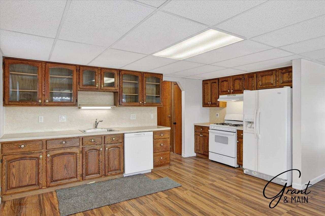 18531 Tranquil St - Photo 5 of 31