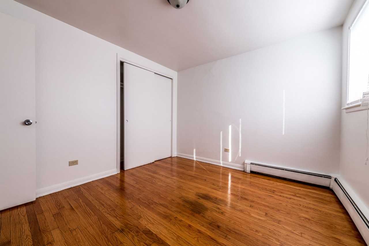 14127 S School St Riverdale, IL 60827 - Photo 5 of 21