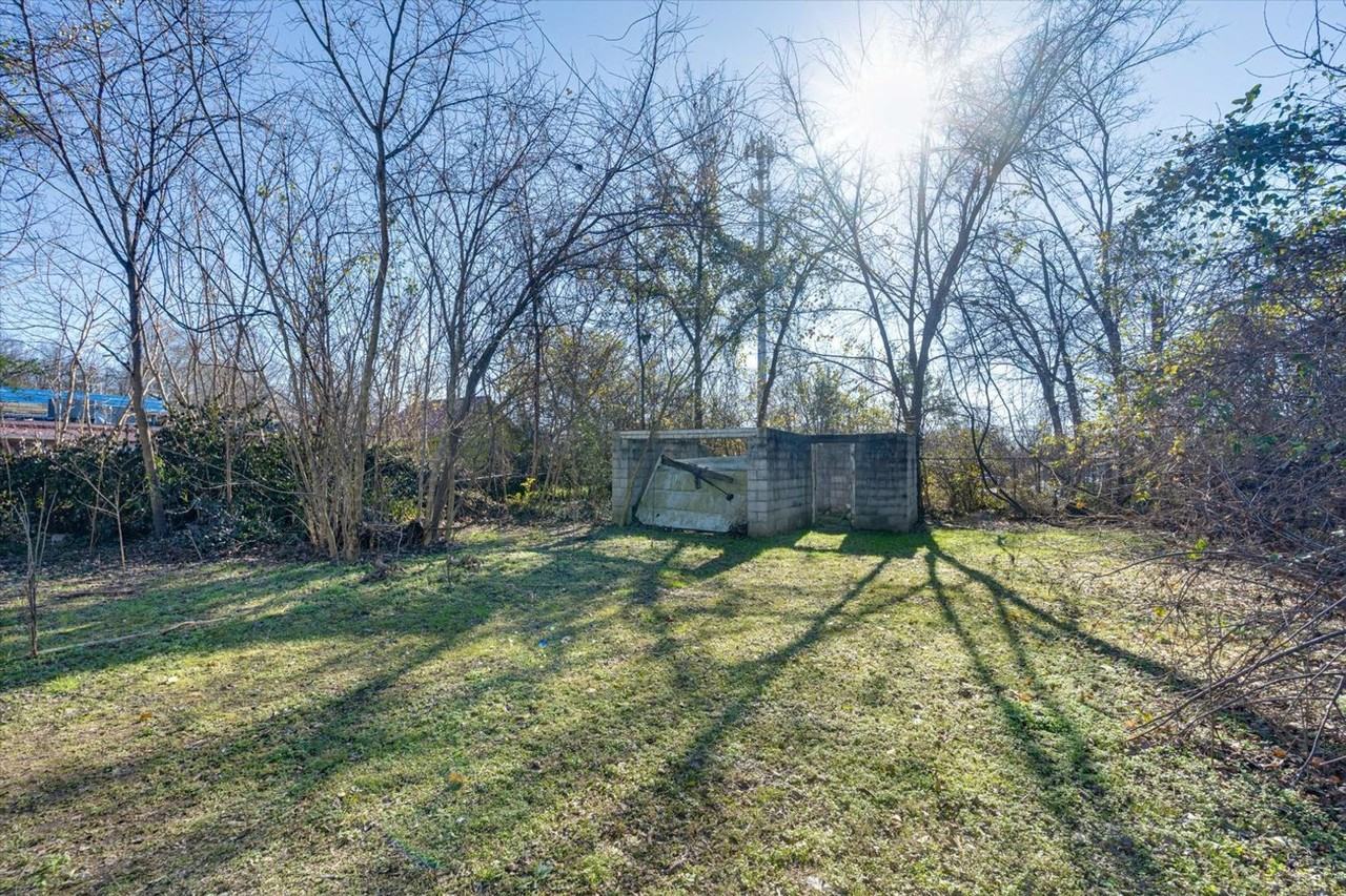 2210 Milne St - Photo 2 of 19