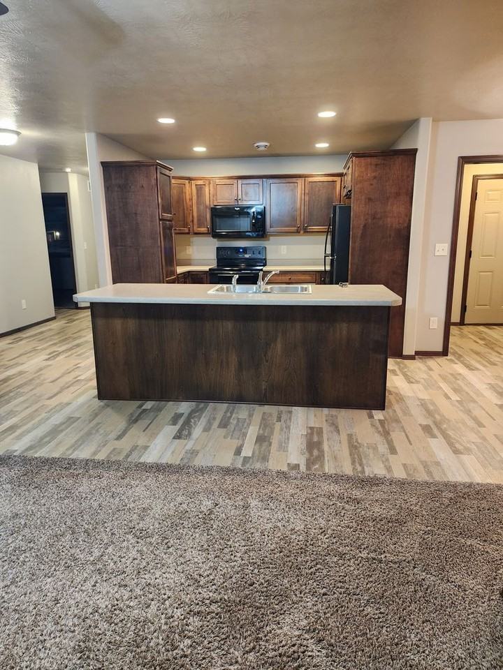 4211 N Pennsylvania Ave - Photo 3 of 26