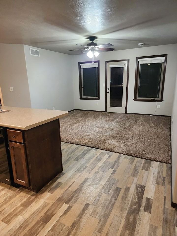 4211 N Pennsylvania Ave - Photo 7 of 26