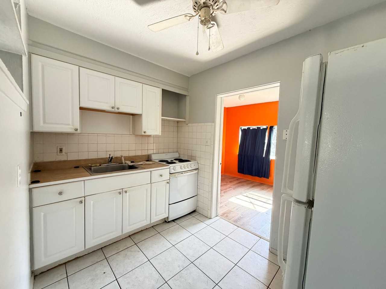 3324 Clark Rd - Photo 6 of 14