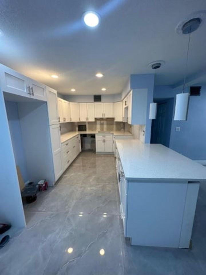 5665 Daphne Dr - Photo 2 of 10