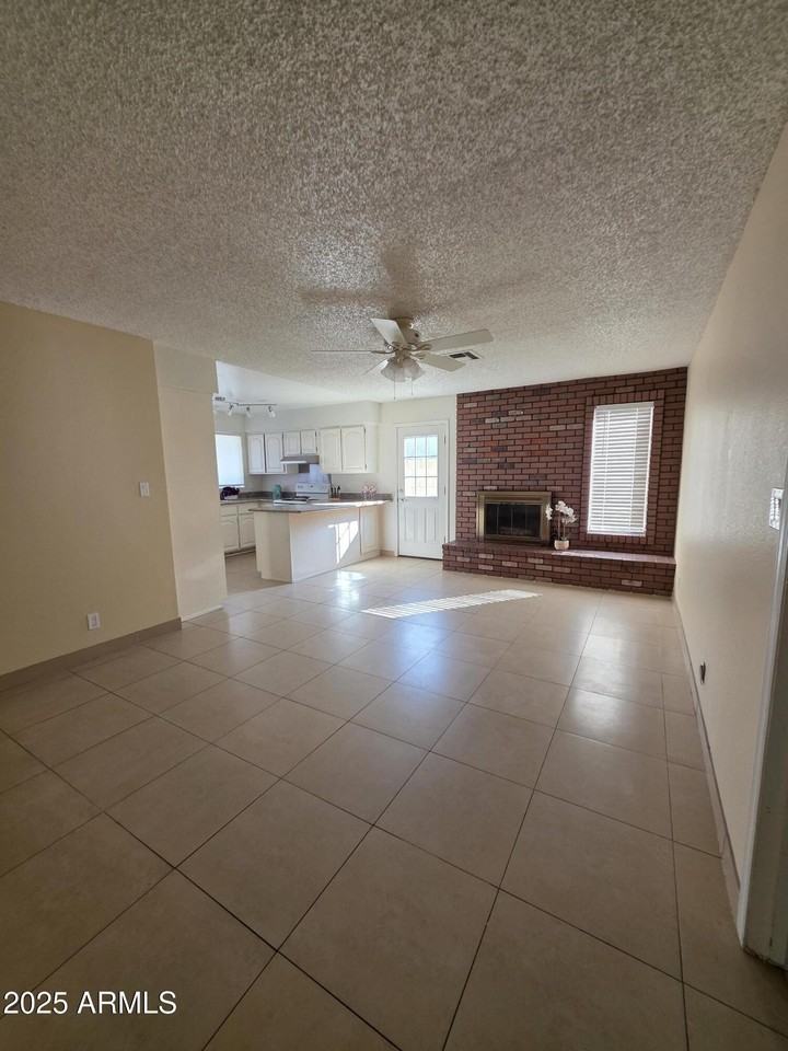 10470 E Clinton St - Photo 3 of 24