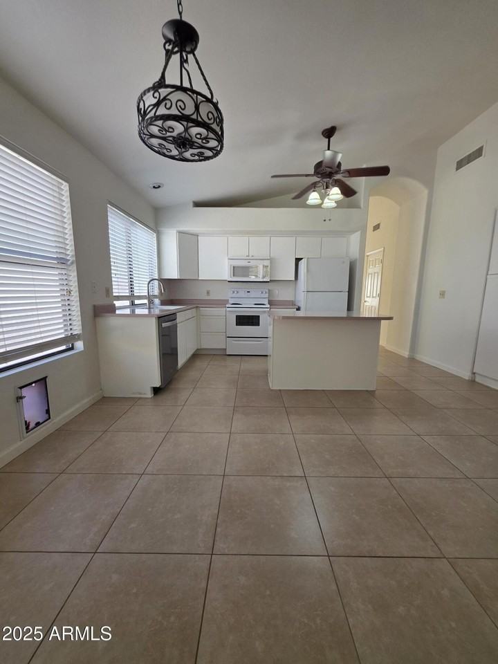 5946 E Aire Libre Ln - Photo 2 of 31