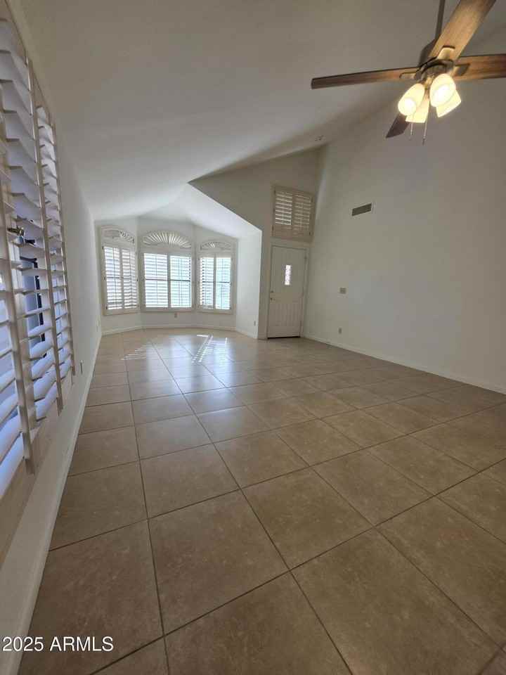 5946 E Aire Libre Ln - Photo 4 of 31