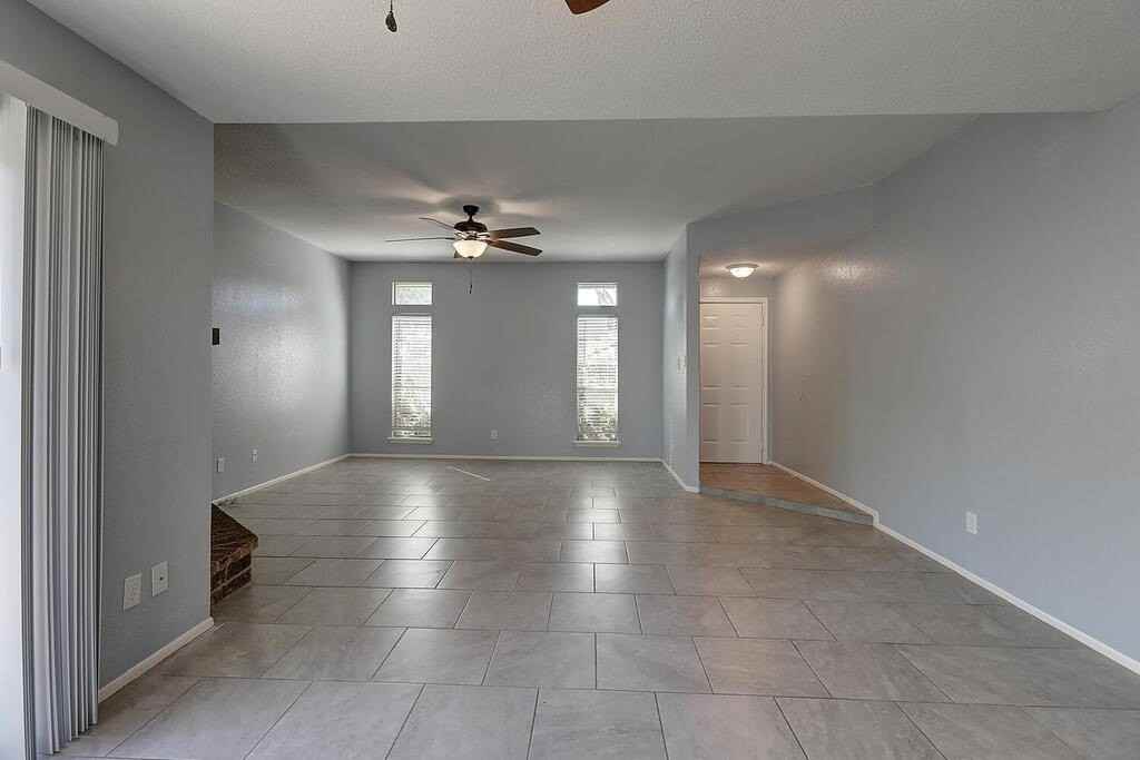 5310 Gateridge Dr - Photo 7 of 38