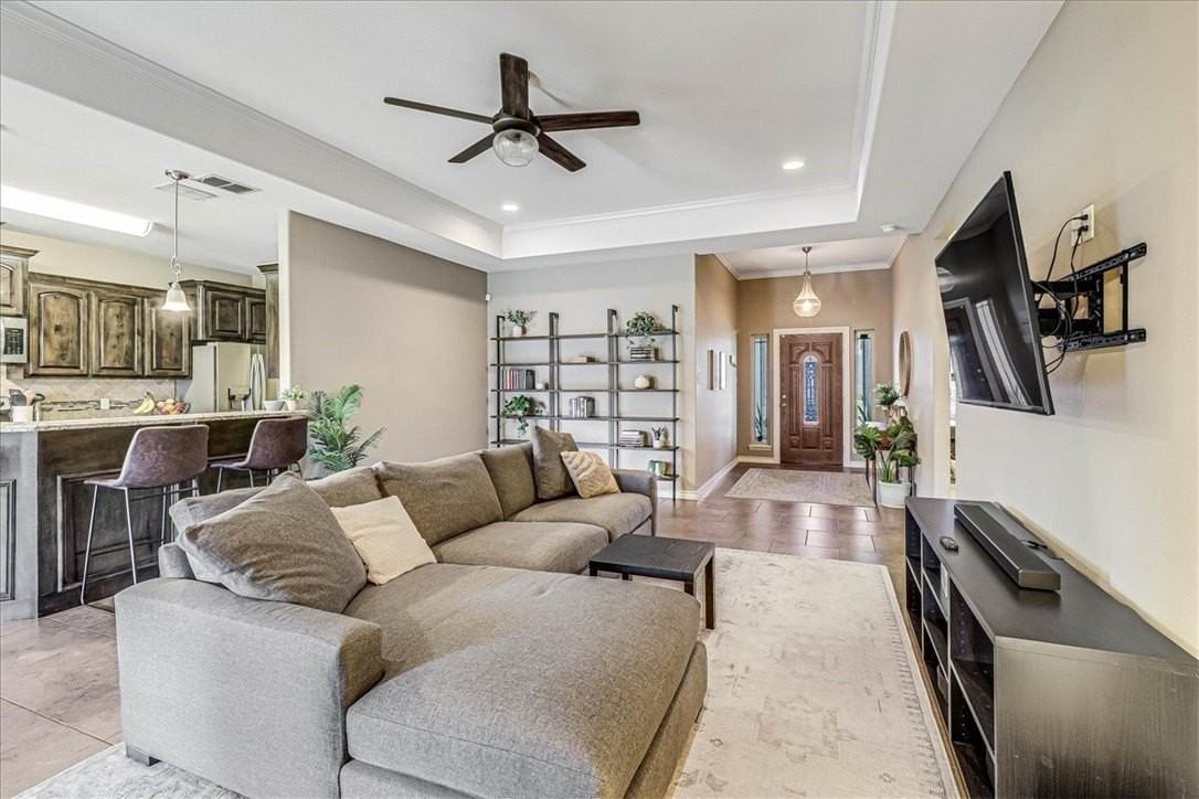 7642 Granite Dr - Photo 7 of 35