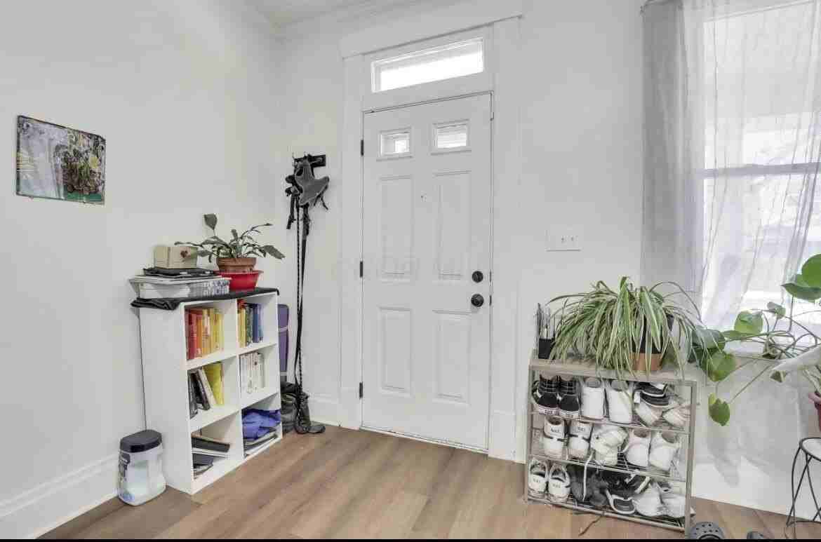 287 E Woodrow Ave - Photo 4 of 17