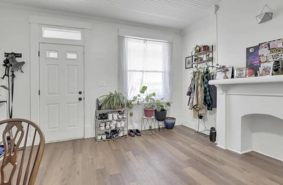 287 E Woodrow Ave - Photo 5 of 17