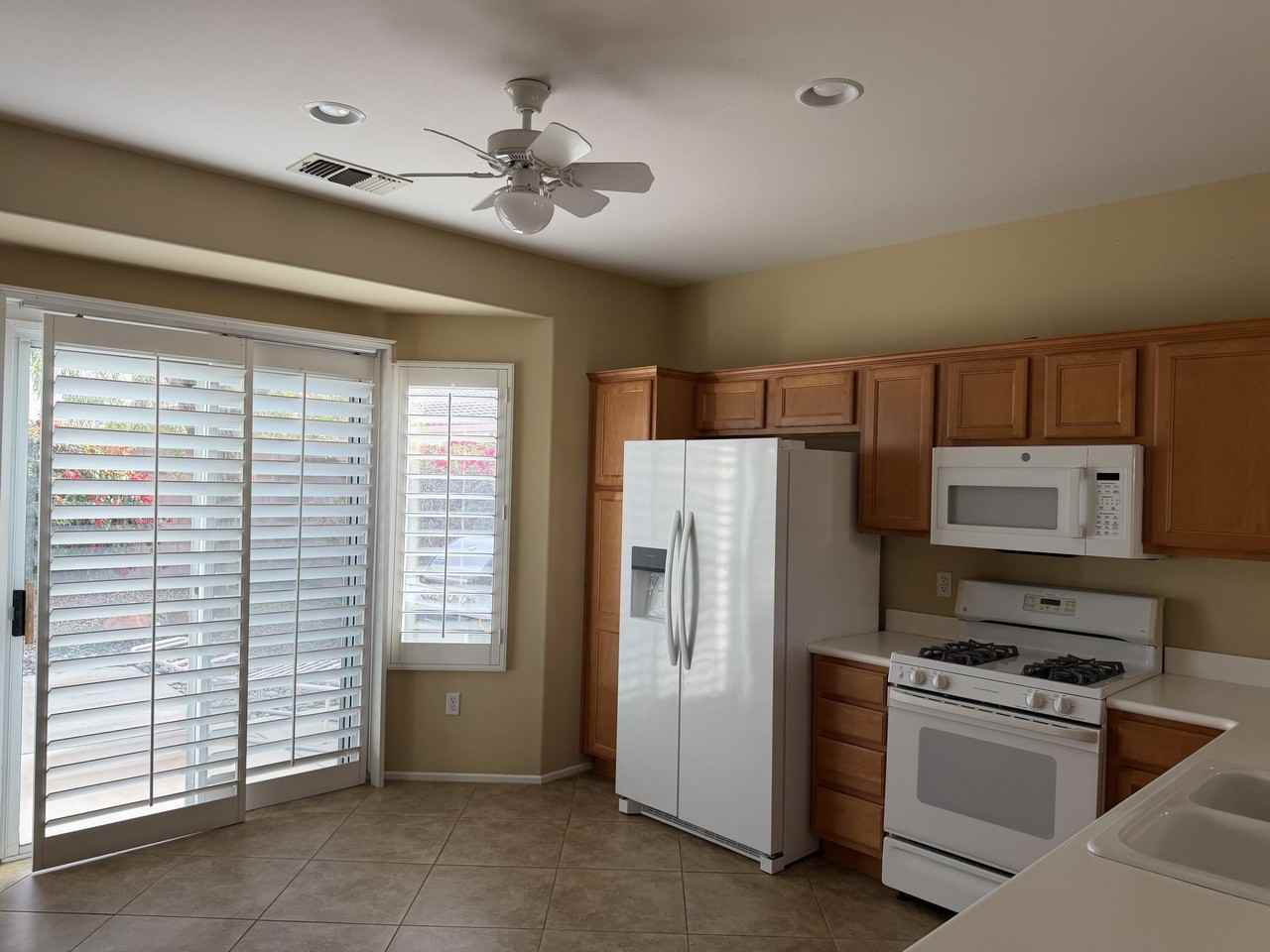 78464 Glastonbury Way - Photo 7 of 9