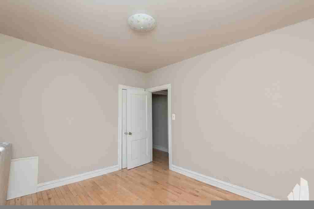 5662 N Ridge Ave #62-2B - Photo 7 of 12