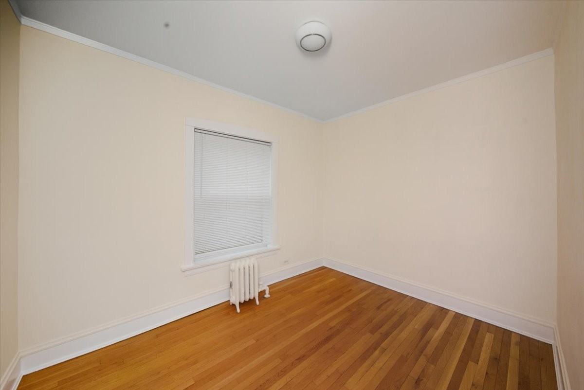 Hinman Ave #2S - Photo 6 of 12