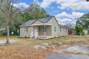 featured image of 706 Westside Dr