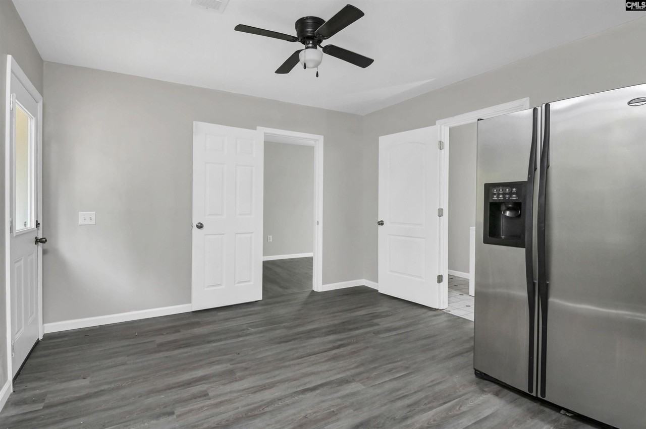 706 Westside Dr - Photo 6 of 36