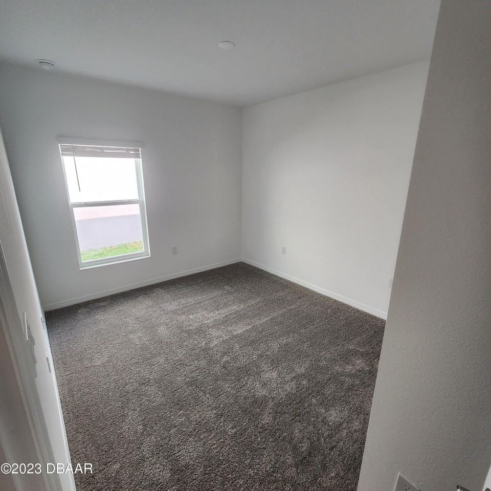 1260 Sand Trap Ct - Photo 6 of 8