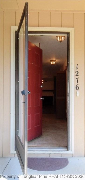 1276 N Forest Dr - Photo 2 of 18