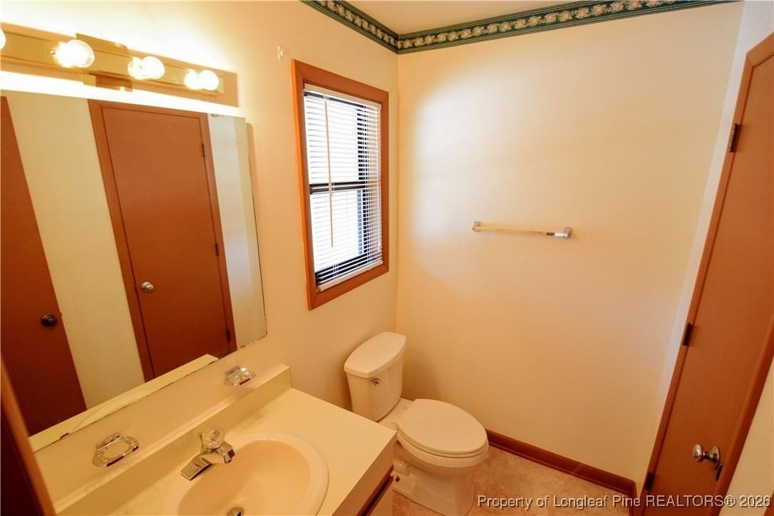 1276 N Forest Dr - Photo 4 of 18