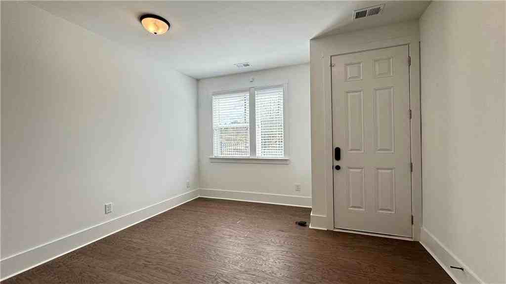 1585 Layton Ln Nw - Photo 4 of 50