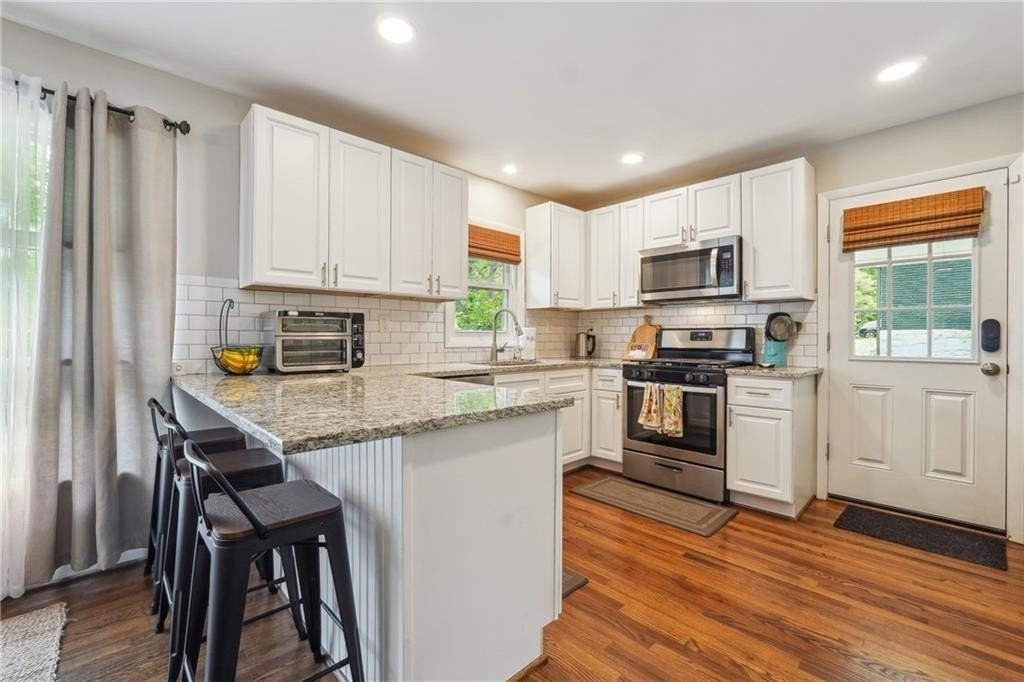 3483 Glensford Dr - Photo 5 of 24