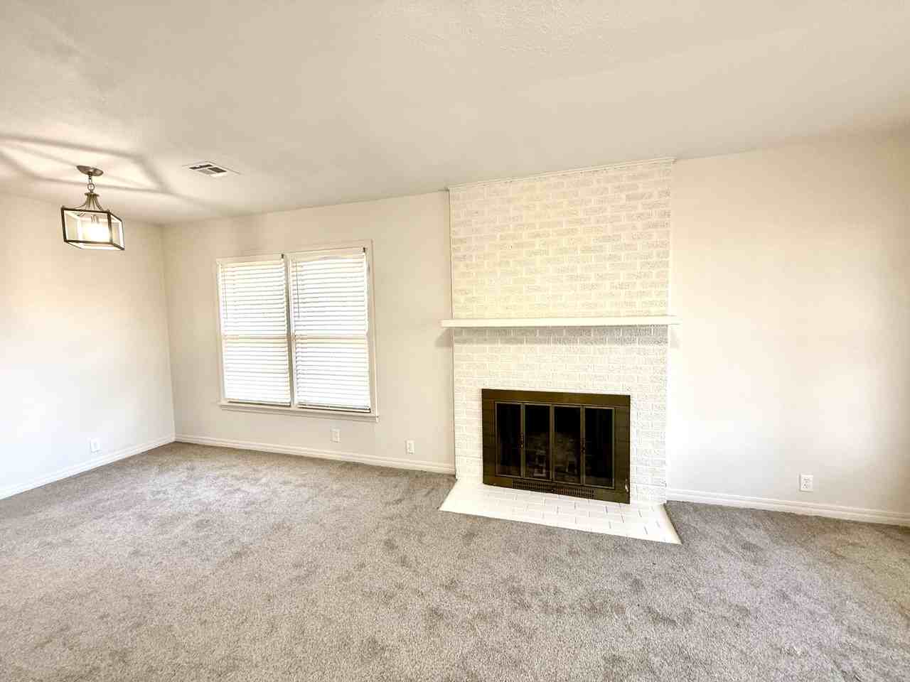 2903 N Commerce St #1 - Photo 7 of 26