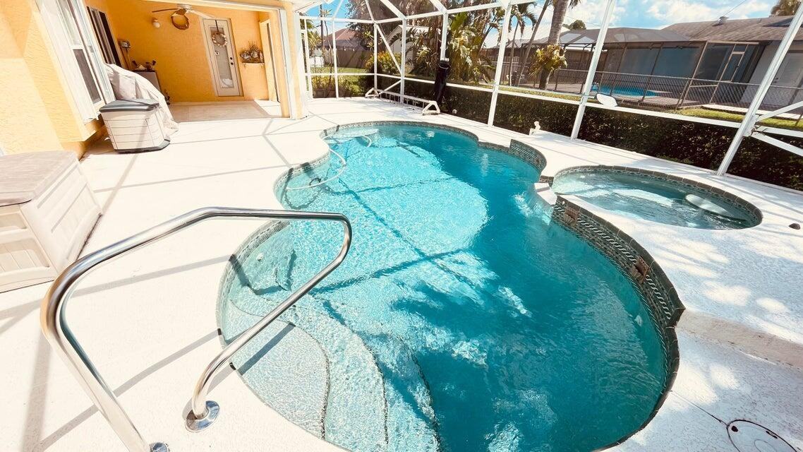 1829 Sw Hickock Ter - Photo 5 of 8