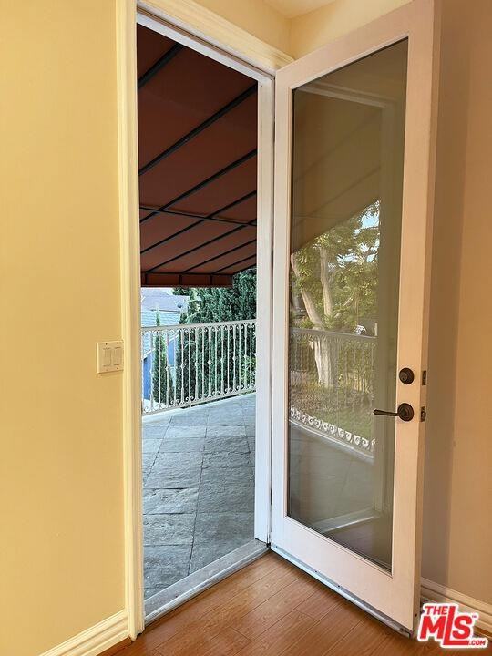 11540 Blix St - Photo 2 of 8