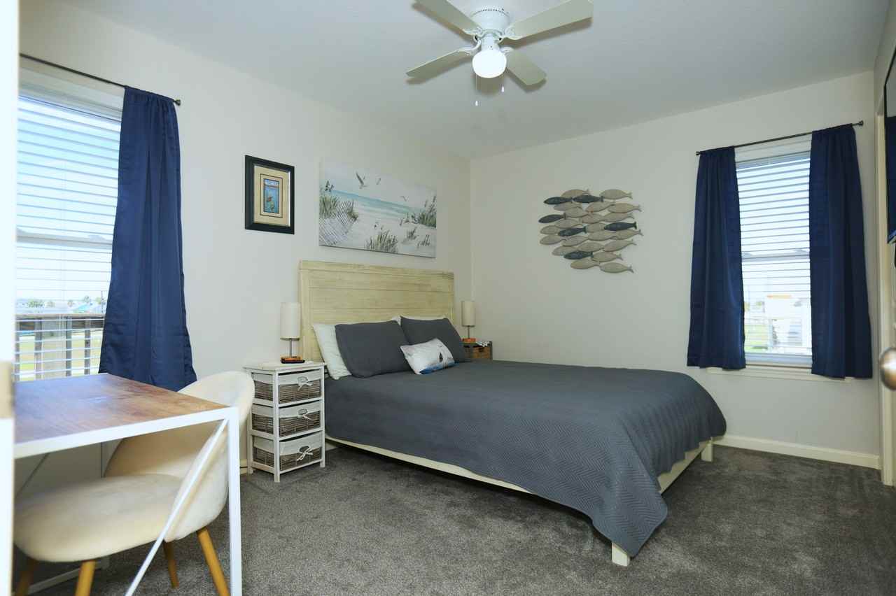 131 Pieces Of Eight #1 - Photo 7 of 10